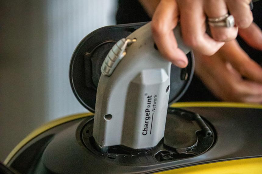 Solon files bill for EV tax exemption, more charging stations image
