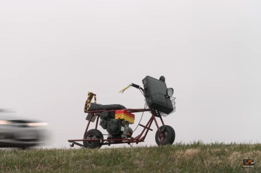 Two riders recreate Dumb and Dumber bike trip image