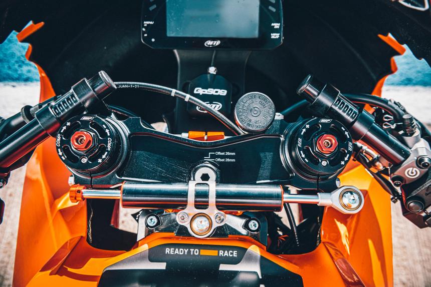 Lighter than an HP4 Race: KTM RC 8C targets BMW and Ducati image