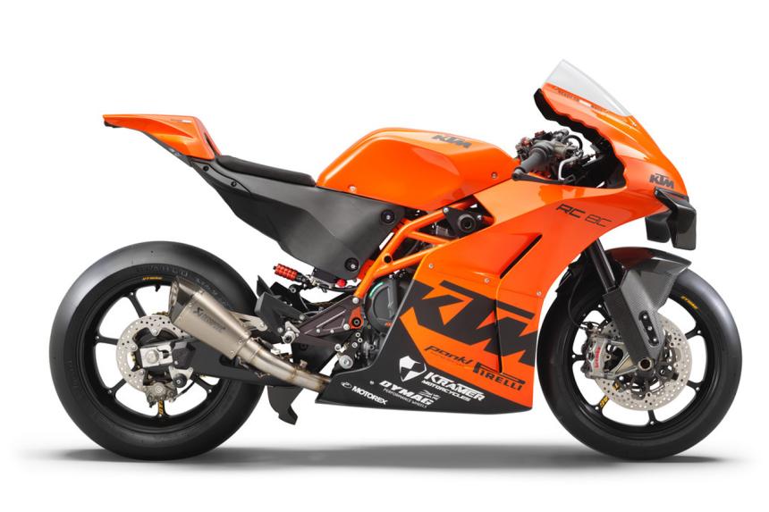 Lighter than an HP4 Race: KTM RC 8C targets BMW and Ducati image