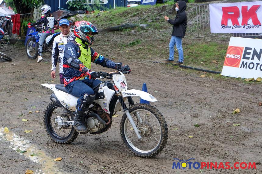 This school will teach you safety riding through off-road image