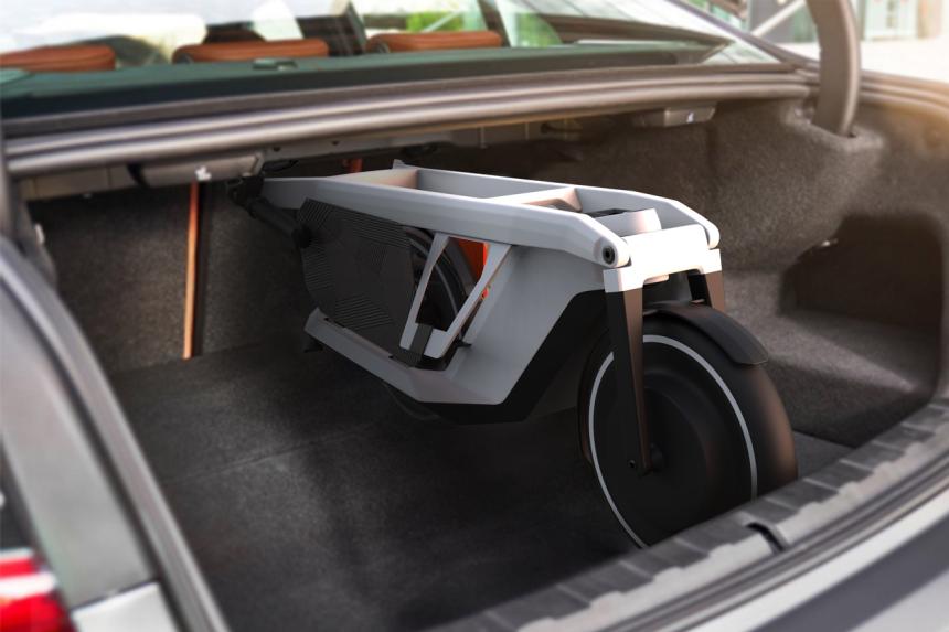 BMW has new ultimate commuting machines image