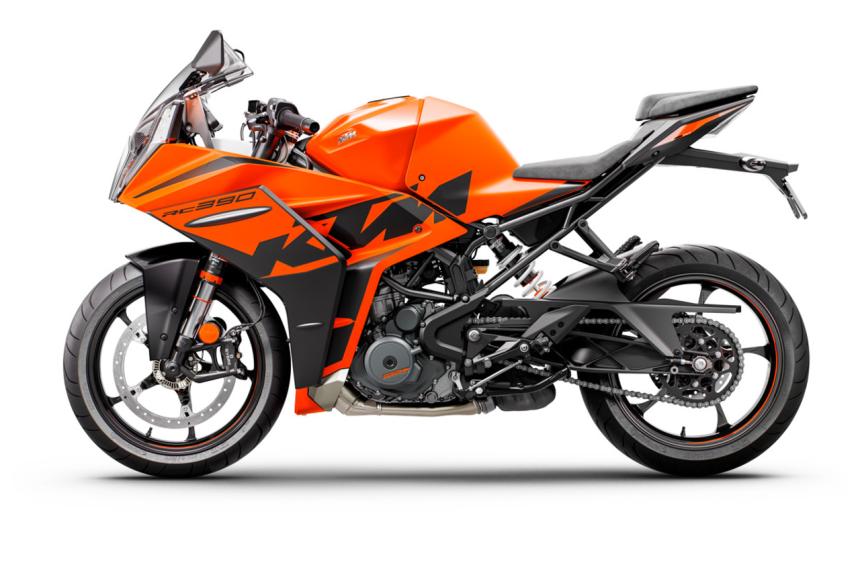 2022 KTM RC390 fast facts image