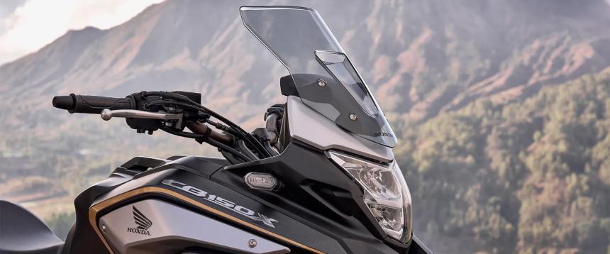 Honda launches the CB150X image