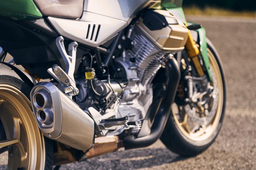 Moto Guzzi V100 Mandello makes its official debut at EICMA image