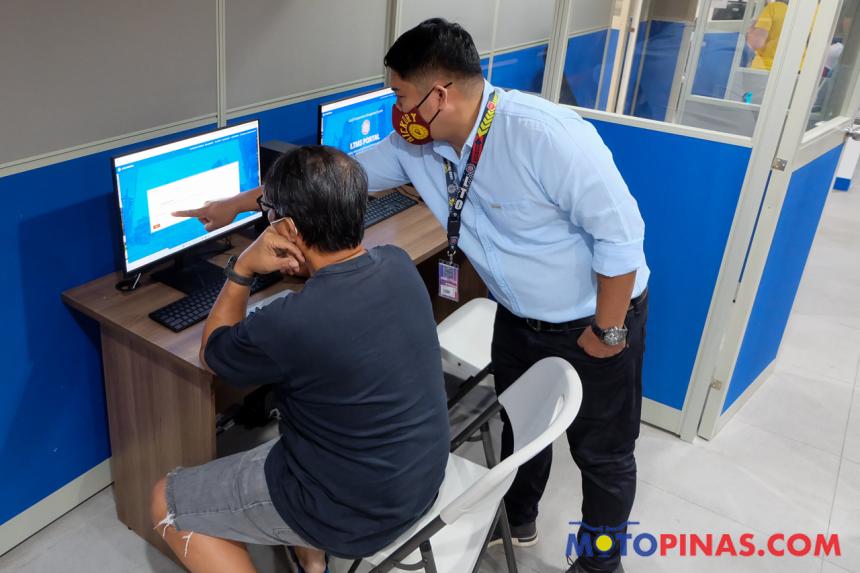 LTO opens new license renewal office in Tiendesitas image