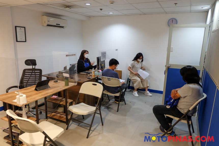 LTO opens new license renewal office in Tiendesitas image