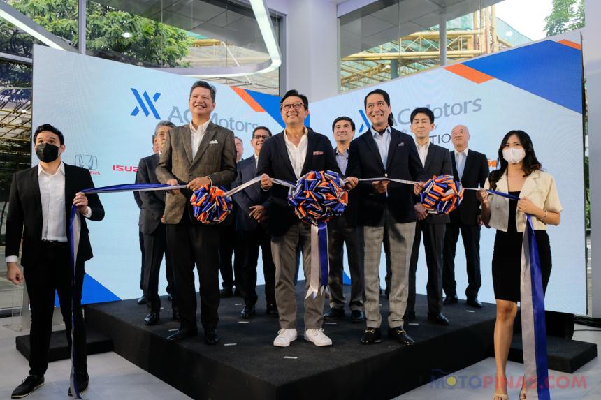 Ayala opens mobility one-stop-shop in BGC image