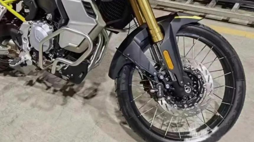 Look: upcoming VOGE 900cc ADV bike spied Look: upcoming VOGE 900cc ADV bike spied image