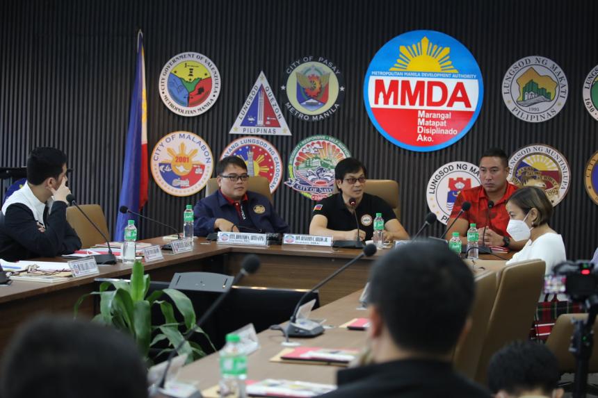 NCR mayors: no more license confiscation for now image
