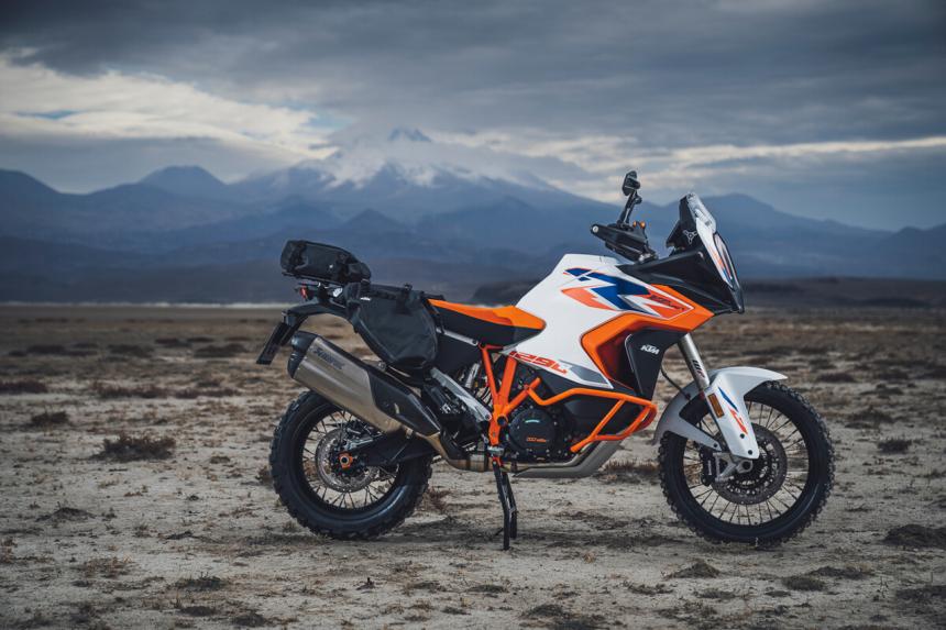 2023 1290 Super Adventure R is KTM’s dirtbike on steroids 2023 1290 Super Adventure R is KTM’s dirtbike on steroids image
