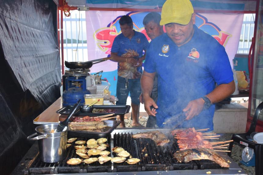 Cebu expressway opens food park beside toll plaza Cebu expressway opens food park beside toll plaza image