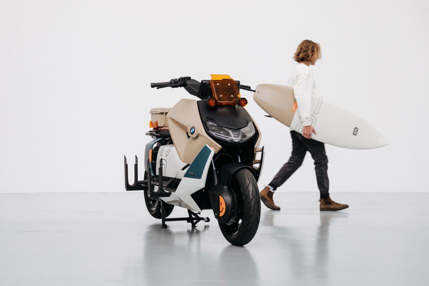 BMW showcases custom e-Scooter concept image