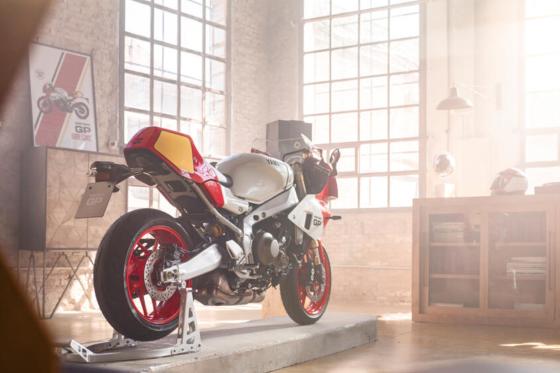 Yamaha announces 2024 XSR900 GP Yamaha announces 2024 XSR900 GP image