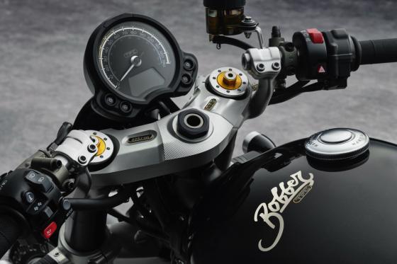 Triumph unveils 750-unit-only Bonneville Bobber TFC image