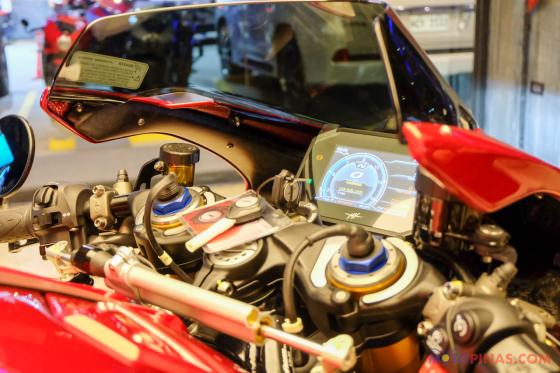 MV Agusta PH unveils PHP 4.5 million Superveloce MV Agusta PH unveils PHP 4.5 million Superveloce image