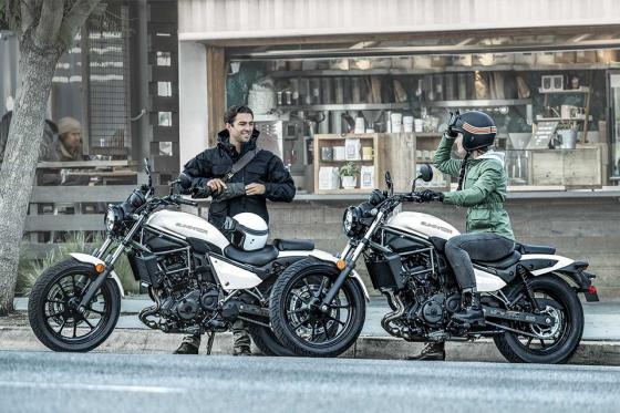 Kawasaki Eliminator 400 brings Ninja 400 power to the cruiser segment Kawasaki Eliminator 400 brings Ninja 400 power to the cruiser segment image