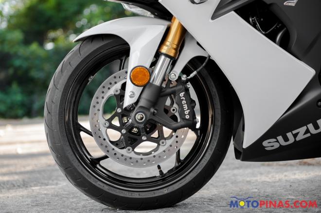 2019 Suzuki GSX-S1000F image