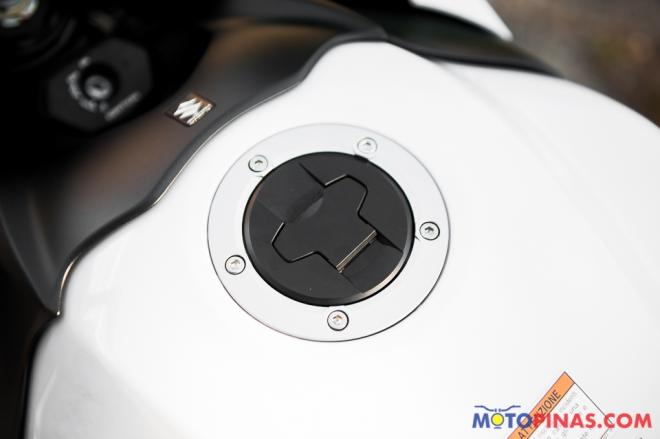 2019 Suzuki GSX-S1000F image