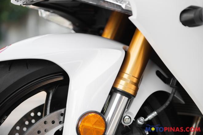 2019 Suzuki GSX-S1000F image