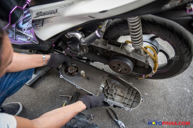 What to do: When your drive belt snaps image