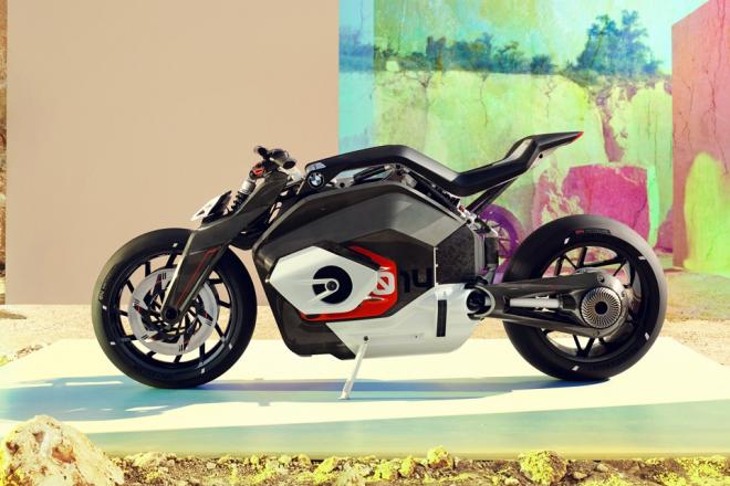 BMW creates electric bike with boxer engine look image