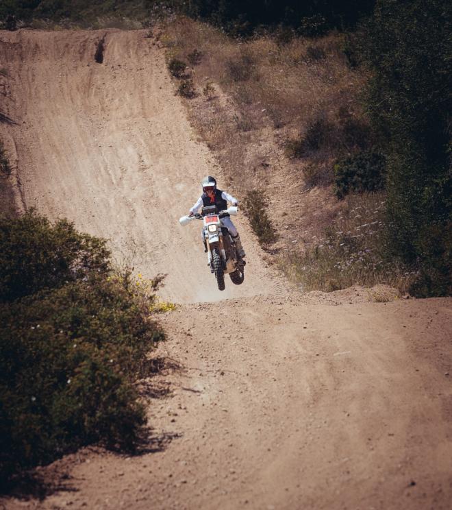 Yamaha and Deus Collaboration Reveals The Swank Rally 700...and more! image