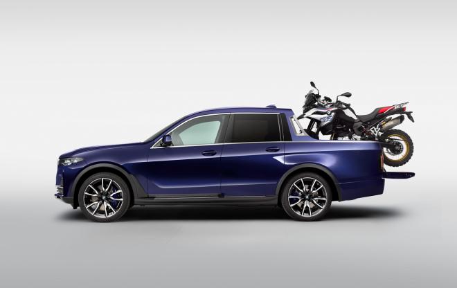 Haul your BMW bike like a boss with the BMW X7 pickup image