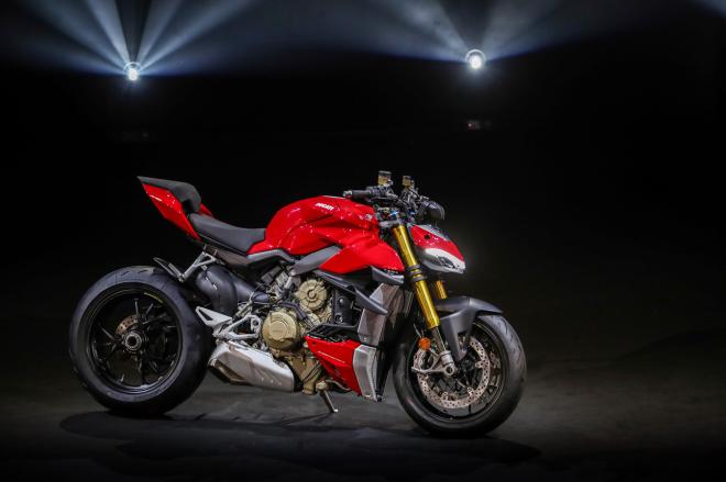 2020 Ducati Streetfighter V4 breaks cover image