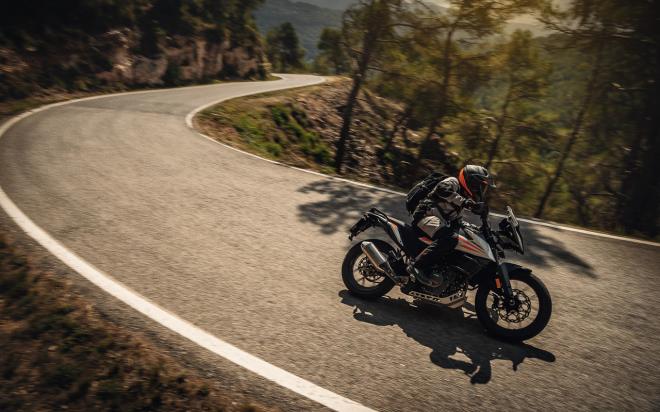KTM unveils 390 Adventure image