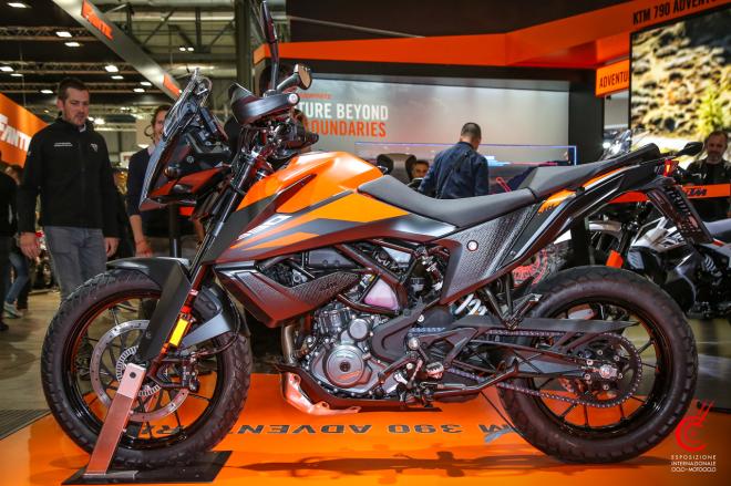 KTM unveils 390 Adventure image