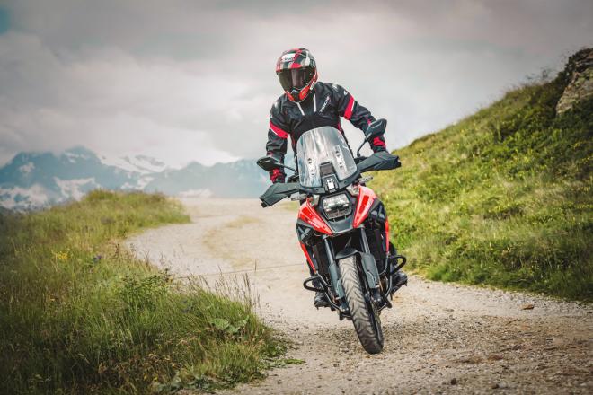 Suzuki unveils 2020 V-Strom 1050 image