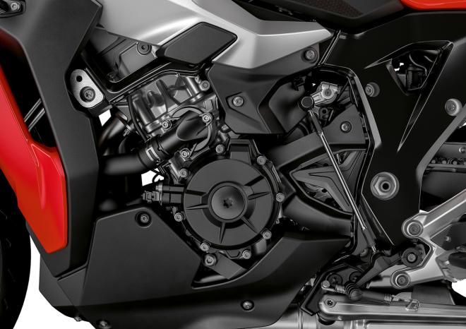 BMW unveils two new XRs: S 1000 and F 900 image