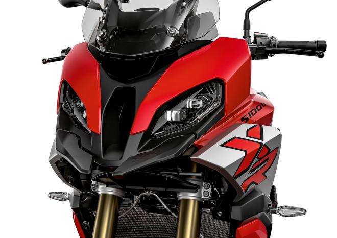 BMW unveils two new XRs: S 1000 and F 900 image