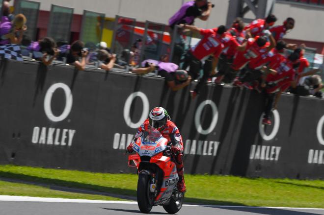 Jorge Lorenzo calls it quits, his last race will be Valencia GP image