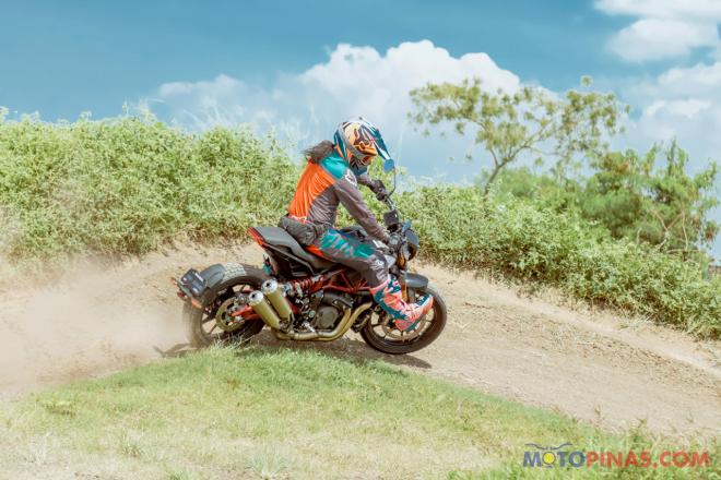 2019 Indian FTR 1200 S Race Replica image