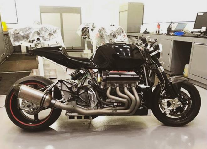 2 Hayabusa engines in one motorcycle? Why not? image
