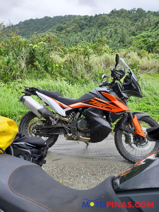 2019 KTM 790 Adventure image