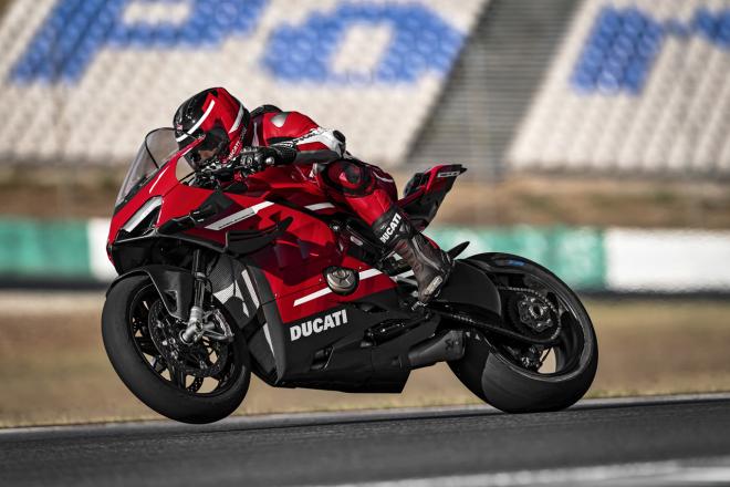 2020 Superleggera V4, the ultimate Ducati hyperbike image