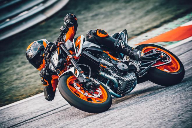 KTM 890 Duke R 