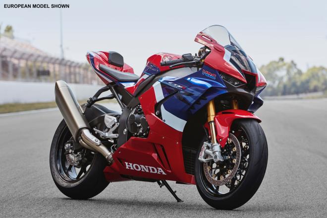 Watch: Ride with Marquez onboard a CBR1000RR-R Fireblade SP image