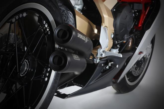 MV Agusta Superveloce 800 Serie Oro begins production image