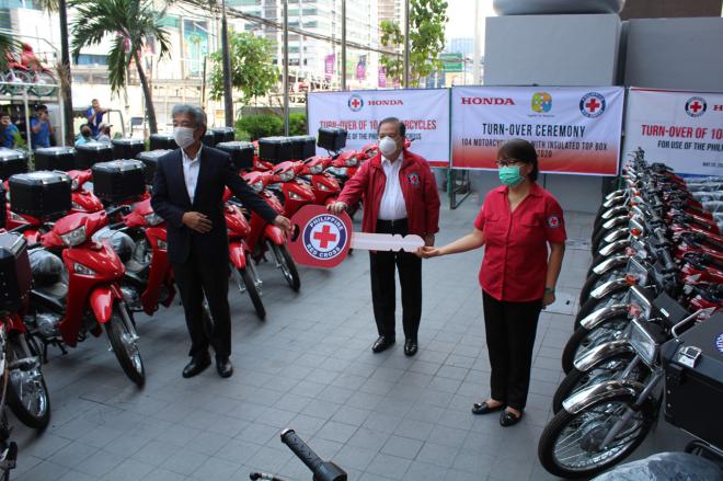 Honda donates 104 motorcycles to Philippine Red Cross image