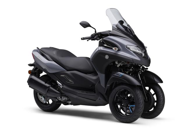 Yamaha working on Tmax-size three-wheeler image