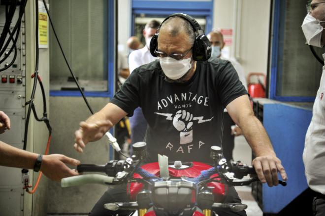 Watch: First Ducati Superleggera V4 buyer gets factory tour, meets president image