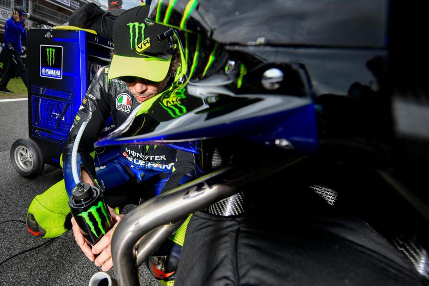 Valentino Rossi moving to Petronas Yamaha in 2021 image