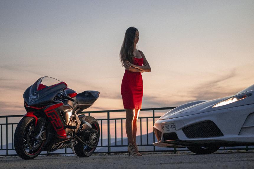 Watch: Stunt rider celebrates DGR by power sliding MV Agusta image