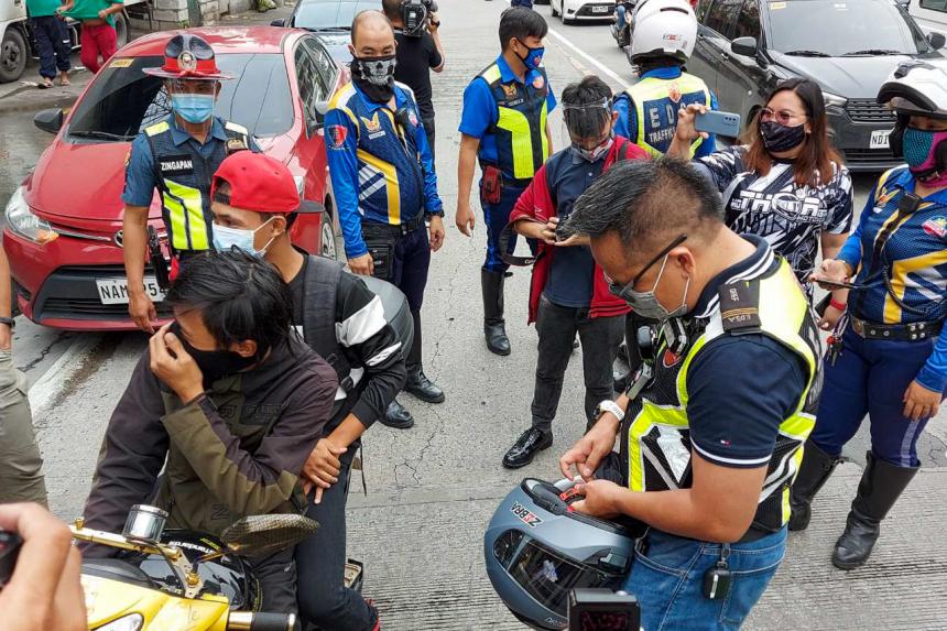MMDA provides better-quality helmets to motorcyclists image