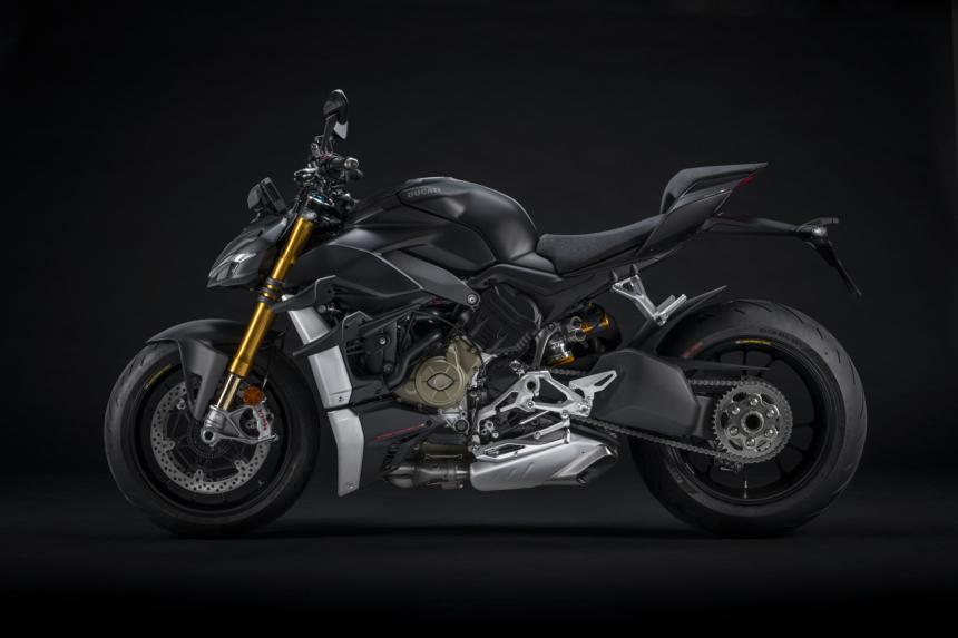 Ducati Streetfighter V4 S now in Dark Stealth color image