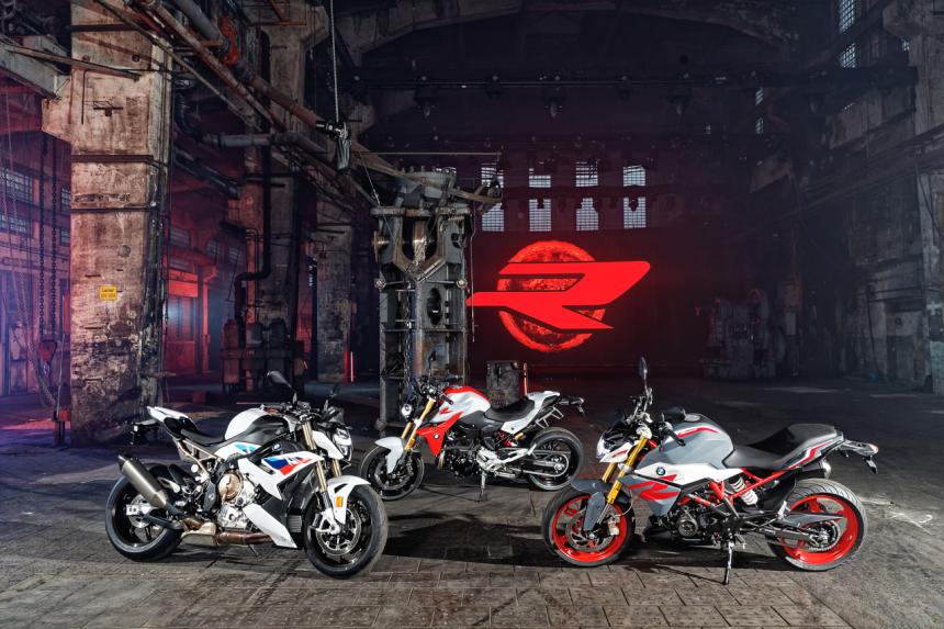 BMW updates the G 310 R image